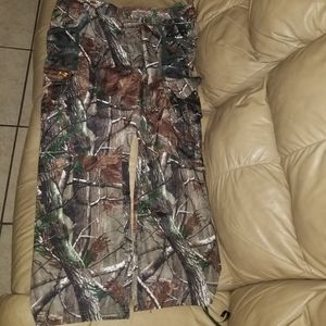 Under Armour camoflouge pants